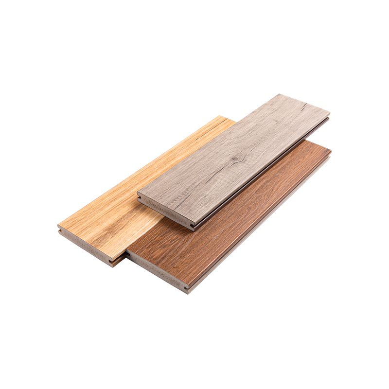 Surpasser - PVC 甲板